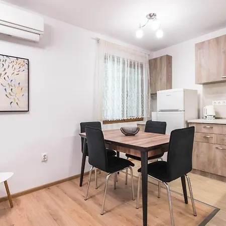 Διαμέρισμα Peaceful Place - Vazov Street *