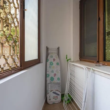Peaceful Place - Vazov Street Apartment *
